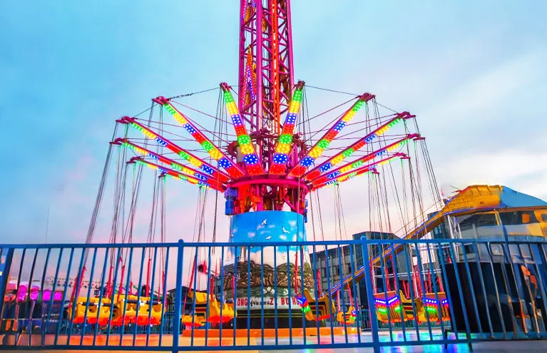 53м Аттракцион седьмое небо в России