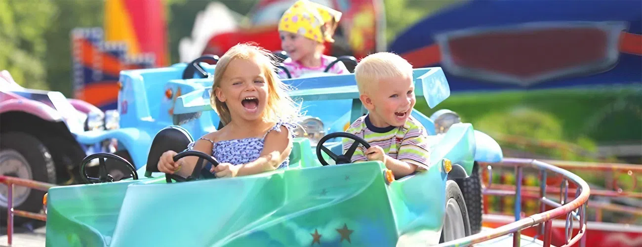 Аттракцион американские горки для детей